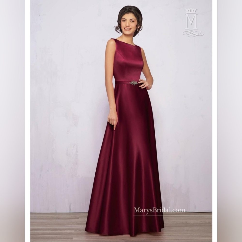 Modern Maids Collection Bridesmaids Dress Size 16